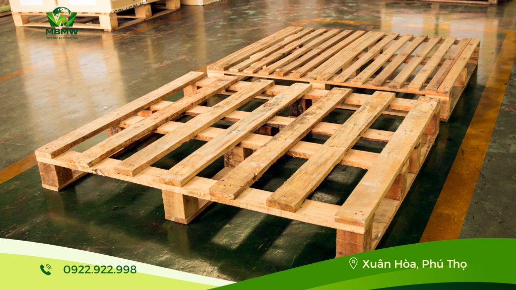 pallet gỗ đóng hàng